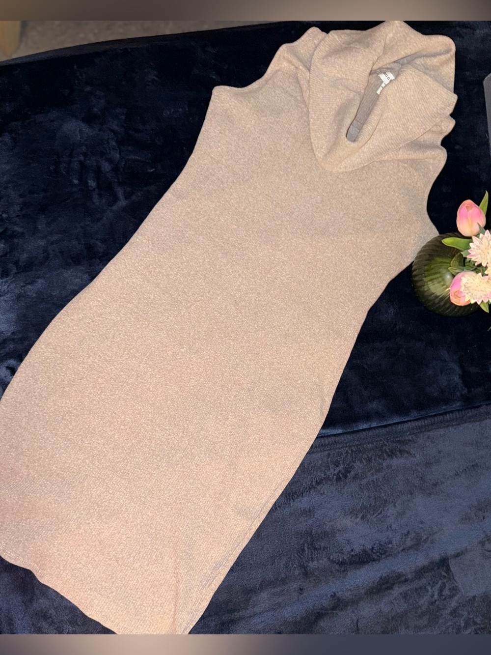 Final Price. Monteau ribbed turtleneck sweater dress
